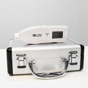 Transcutaneous Infant Bilirubinometer for Jaundice Screening